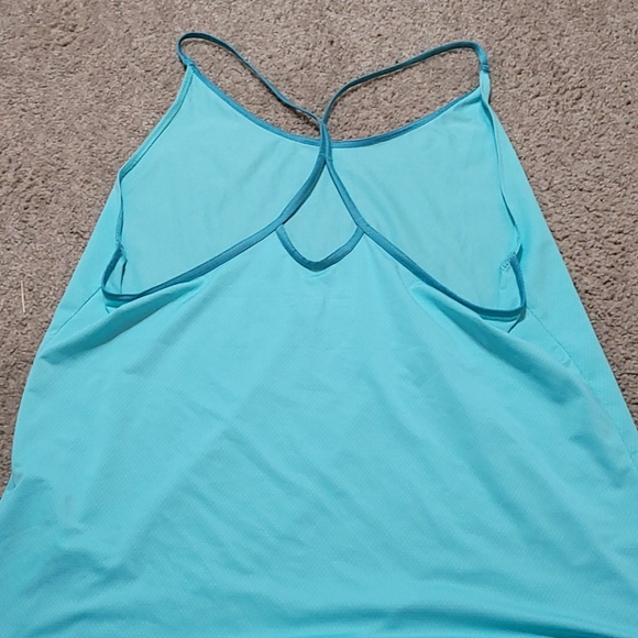 Under Armour Tank Top - Picture 4 of 4